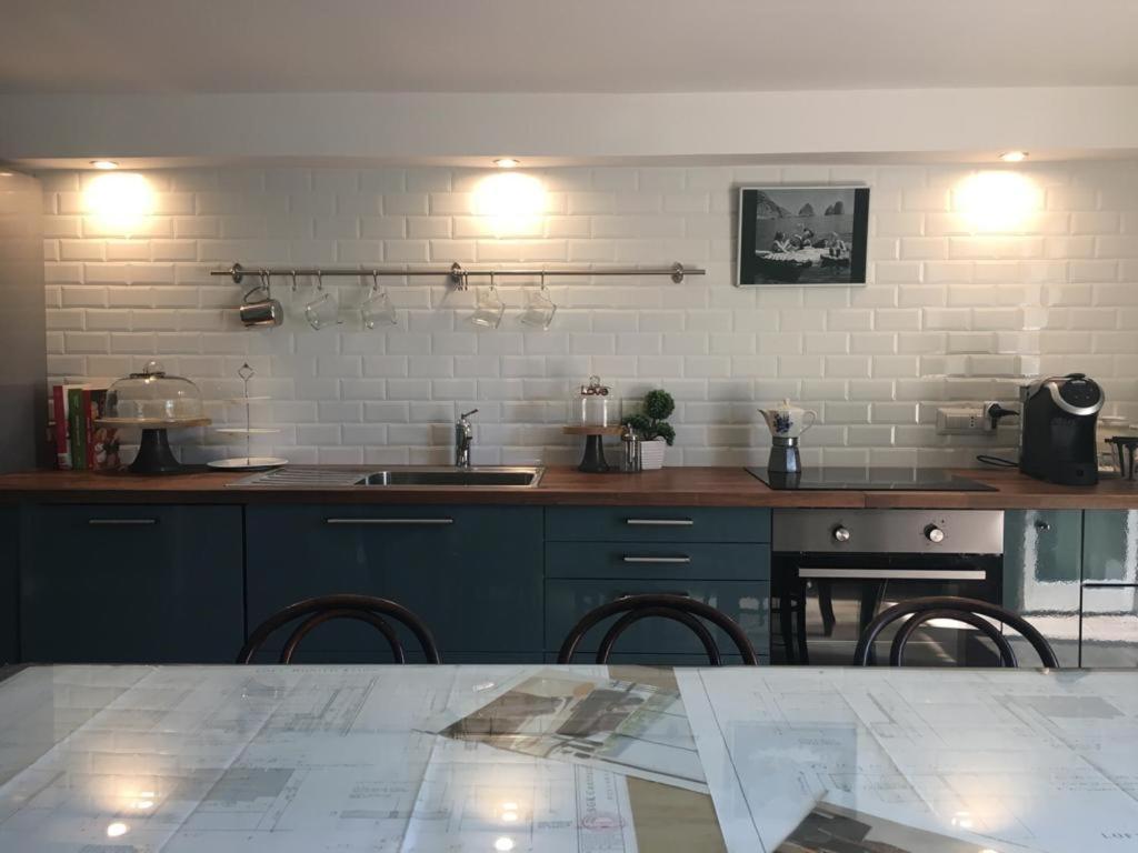 La Casa Di Marcello Apartment Torre Annunziata Luaran gambar
