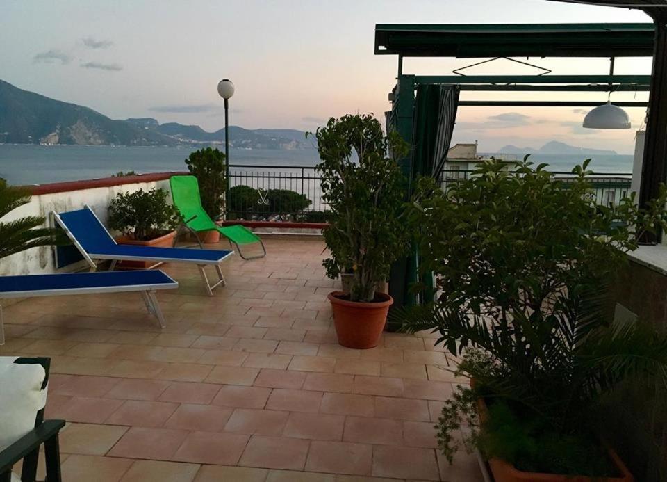 La Casa Di Marcello Apartment Torre Annunziata Luaran gambar